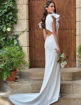 Vestido novia 7335 plumas blanco